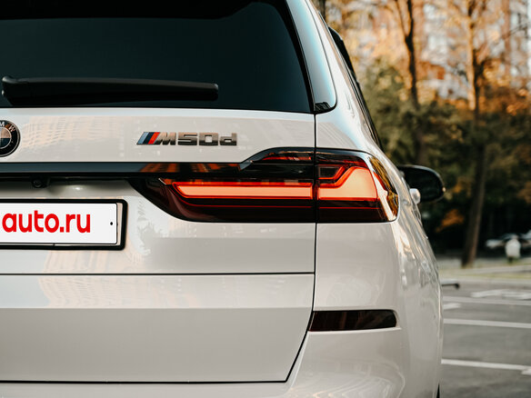 2019 BMW X7 M50d I (G07), белый, 7500000 рублей - вид 23
