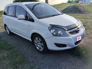 2012 Opel Zafira B Рестайлинг, белый, 780000 рублей, вид 1