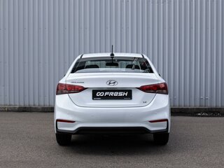 2019 Hyundai Solaris II, белый, 1429000 рублей, вид 4