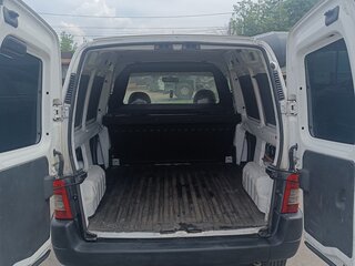 2006 Citroen Berlingo I Рестайлинг, белый, 450000 рублей, вид 3