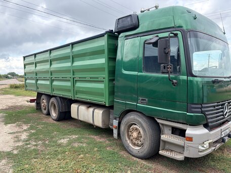 1999 Mercedes-Benz Actros, зелёный, 1500000 рублей, вид 2