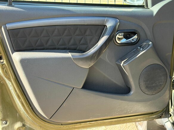 2015 Renault Duster I Рестайлинг, зелёный - вид 15