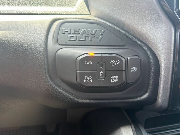 2024 RAM 2500, чёрный, 8980000 рублей - вид 25