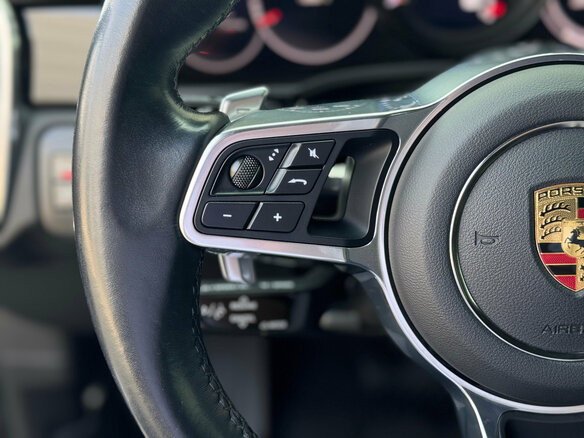 2021 Porsche Cayenne III, чёрный, 9200000 рублей - вид 15