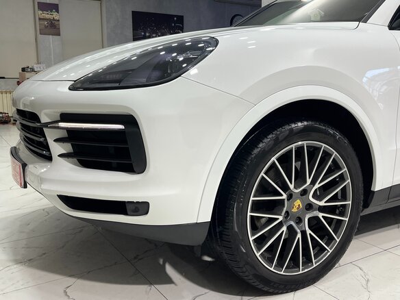 2020 Porsche Cayenne III, белый, 5698000 рублей - вид 21