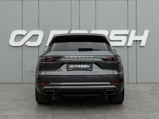 2021 Porsche Cayenne III, серый, 7390000 рублей, вид 4
