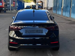 2019 Hyundai Solaris II, чёрный, 1200000 рублей, вид 3