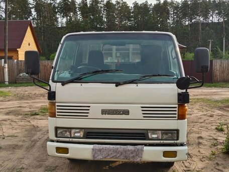 1993 Mazda Titan, белый, 1100000 рублей, вид 5