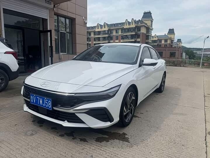 Открыть фотографии: Hyundai Elantra VII (CN7) Рестайлинг