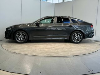 2021 Kia K5 III, серый, 2350000 рублей, вид 2