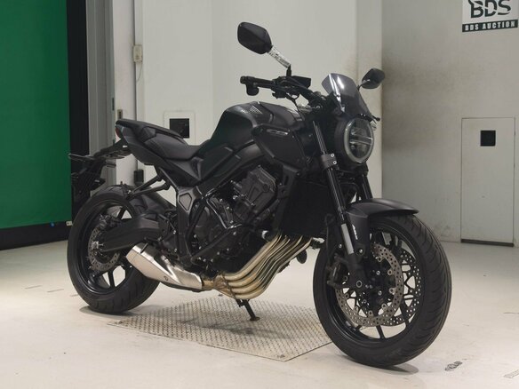 2023 Honda CB 650R, чёрный, 931000 рублей - вид 2