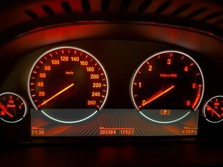 2014 BMW X5 40d III (F15), серый, 3350000 рублей, вид 1