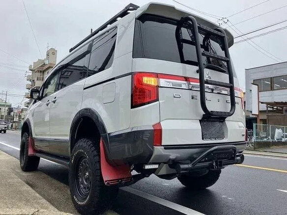 2023 Mitsubishi Delica D:5 I Рестайлинг, белый, 2800000 рублей - вид 7