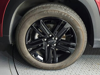2023 Chevrolet Trax II, пурпурный, 2150000 рублей, вид 5