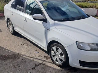 2019 Skoda Rapid I Рестайлинг, белый, 1150000 рублей, вид 3