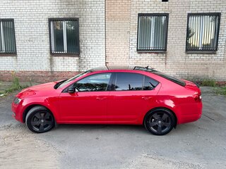 2015 Skoda Octavia III (A7), красный, 1350000 рублей, вид 3