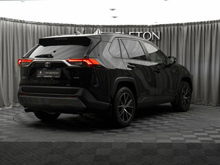2020 Toyota RAV4 V (XA50), чёрный, 2995000 рублей, вид 5