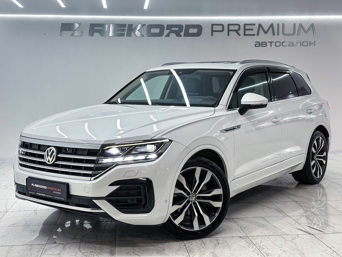 Открыть фотографии: Volkswagen Touareg III