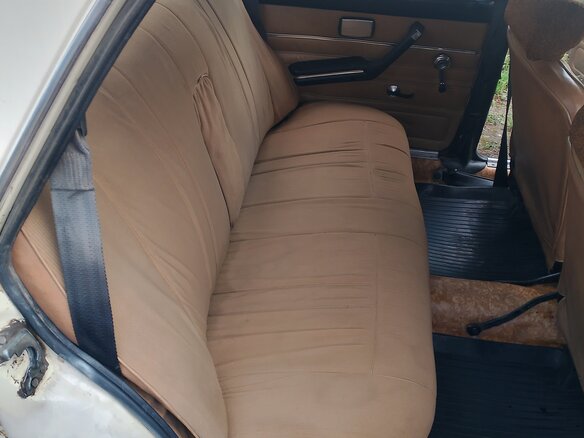 1985 Lada (ВАЗ) 2106, бежевый, 95000 рублей - вид 8