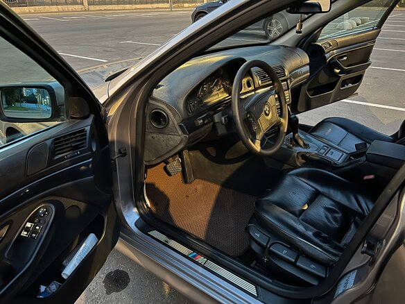 1998 BMW 5 серии 523i IV (E39), серебристый, 650000 рублей - вид 17