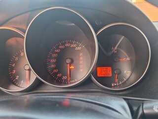 2005 Mazda 3 I (BK), бежевый, 490000 рублей, вид 5