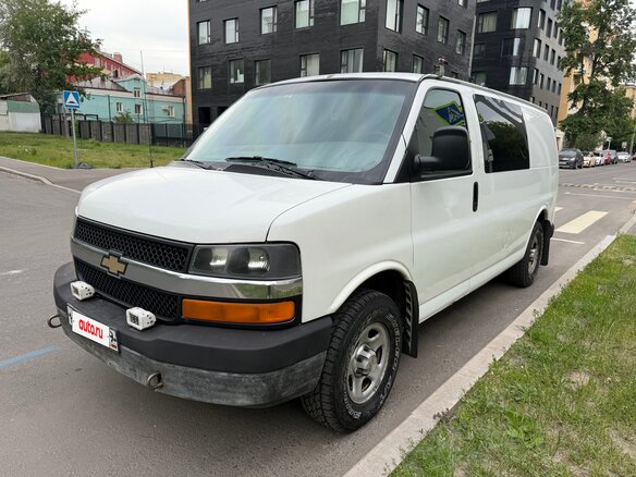 2008 Chevrolet Express II, белый, 1999000 рублей - вид 2