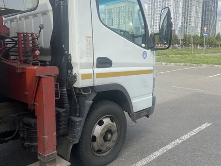 2015 Fuso (Mitsubishi) Canter, белый, 3000000 рублей, вид 5