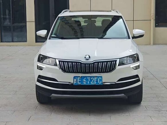 2022 Skoda Karoq I Рестайлинг, белый - вид 5