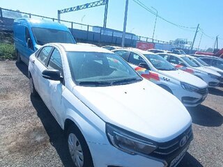 2024 Lada (ВАЗ) Vesta I Рестайлинг (NG), белый, 1016500 рублей, вид 2
