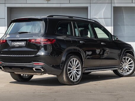 2026 Mercedes-Benz GLS 450 II (X167) Рестайлинг, чёрный, 16290000 рублей, вид 3