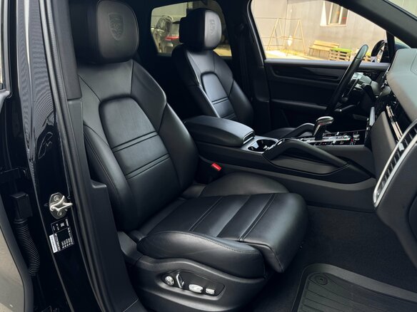 2021 Porsche Cayenne III, чёрный, 9200000 рублей - вид 35