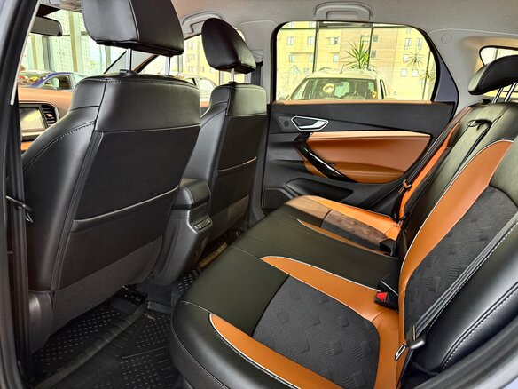 2026 Lada (ВАЗ) Vesta SW I Рестайлинг (NG), серый, 2000000 рублей - вид 22