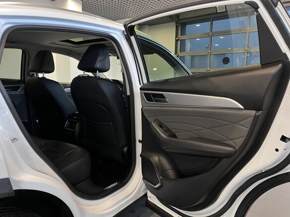2022 Haval F7x I Рестайлинг, белый, 2415000 рублей - вид 25