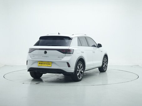 2025 Volkswagen T-Roc I Рестайлинг, белый, 1520000 рублей, вид 5