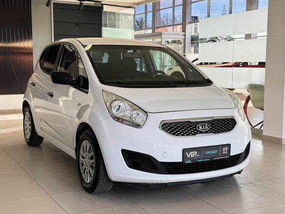 2011 Kia Venga 5-speed I, белый, 647000 рублей - вид 2