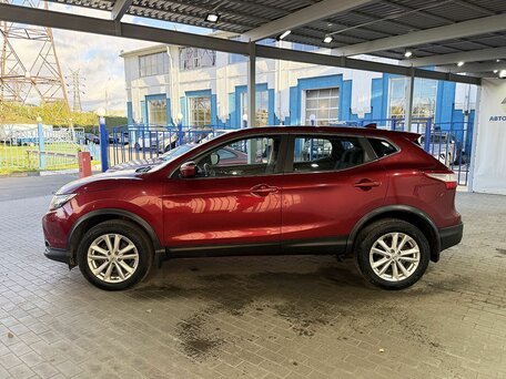 2018 Nissan Qashqai II, красный, 1499000 рублей, вид 2