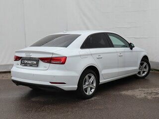 2018 Audi A3 III (8V) Рестайлинг, белый, 1919000 рублей, вид 4