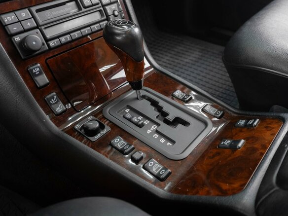 1997 Mercedes-Benz S-Класс 320 III (W140) Рестайлинг, белый, 5399000 рублей - вид 25
