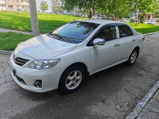 2011 Toyota Corolla X (E140, E150) Рестайлинг, белый, 1050000 рублей, вид 4
