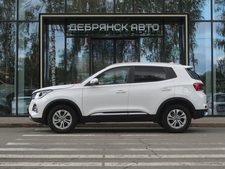 2024 Chery Tiggo 4 Pro I, белый, 1730000 рублей, вид 2