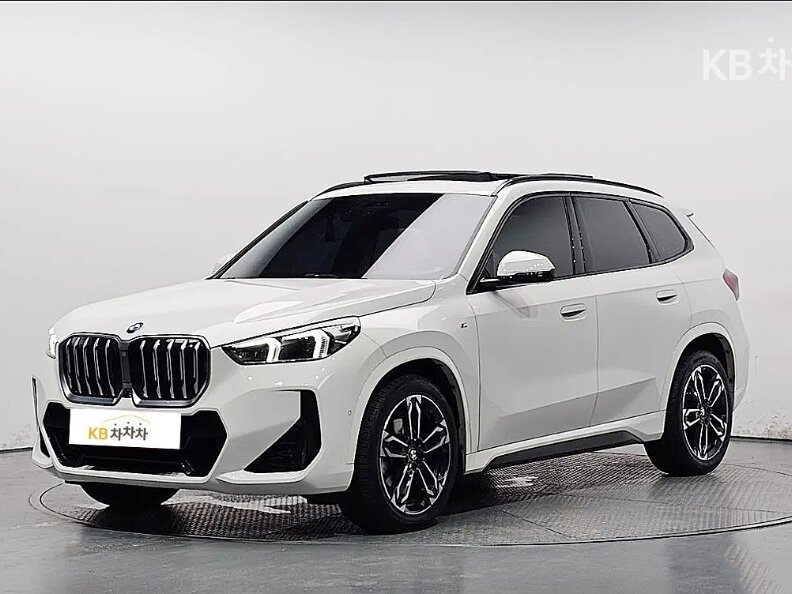 Открыть фотографии: BMW X1 III (U11/U12)