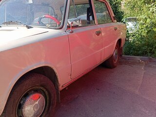 1986 Lada (ВАЗ) 2101, белый, 299000 рублей, вид 4