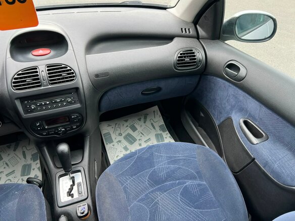 2002 Peugeot 206, серебристый, 349000 рублей - вид 15
