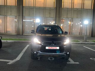 2017 Mitsubishi Pajero Sport III, серый, 3300000 рублей, вид 1