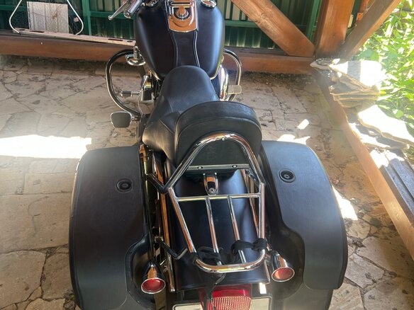 2011 Harley-Davidson Fat Bob, чёрный, 970000 рублей - вид 2