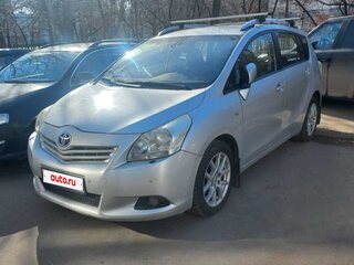 2010 Toyota Verso I, серебристый, 940000 рублей, вид 1