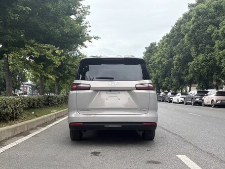 2026 Wuling Starlight 730, бежевый, 2550000 рублей, вид 3