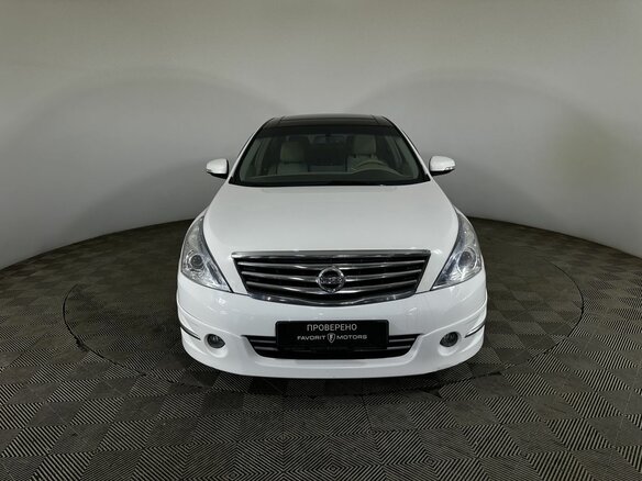 2011 Nissan Teana II (J32) Рестайлинг, белый, 750000 рублей - вид 1