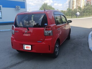 2016 Toyota Spade, красный, 900000 рублей, вид 5