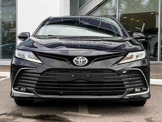 2021 Toyota Camry VIII (XV70) Рестайлинг, чёрный, 3125000 рублей, вид 2